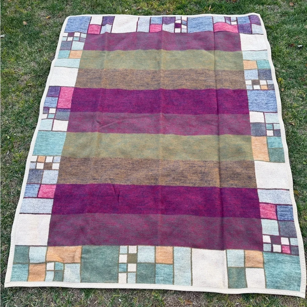 VTG Biederlack MCM Geometric Stained Glass Reversible Throw Blanket 59x74 Soft